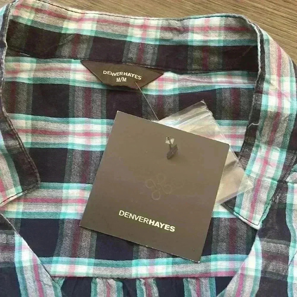 🌸4/$30🌸✨🆕denver Hayes🆕✨ | Blue paid sleeveless button down - Picture 6 of 8